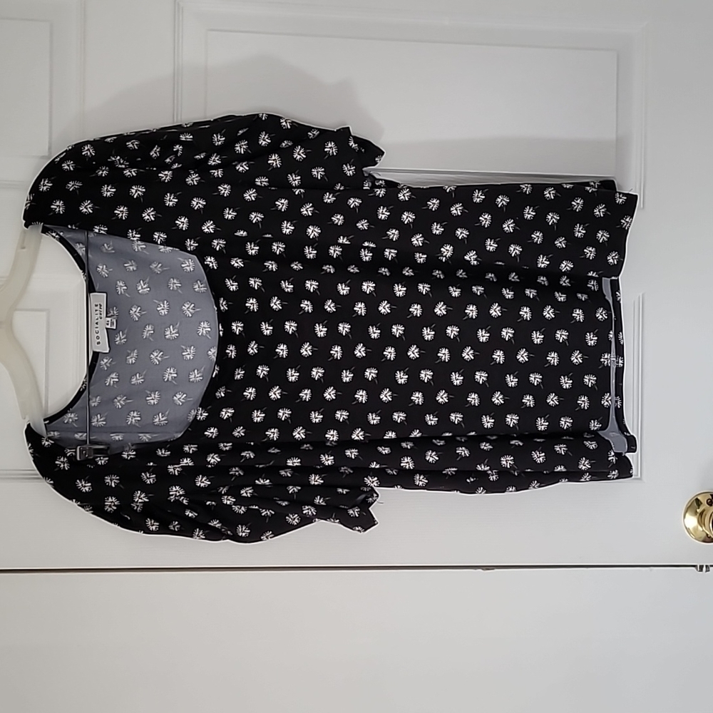 Daisy 4X Tee